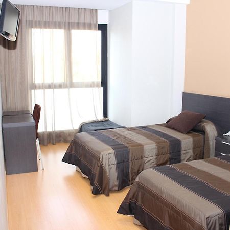 Hotel Ciutat D'Amposta Δωμάτιο φωτογραφία